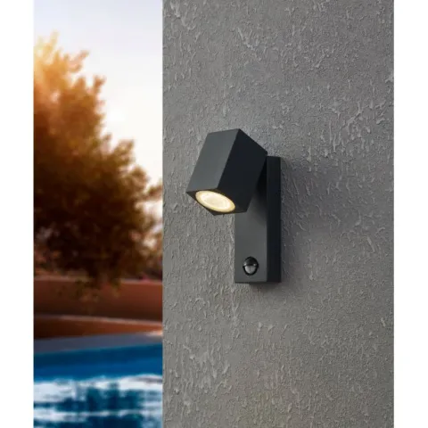 Aplique de Parede Exterior com Sensor de Movimento SAKEDA EGLO 96287