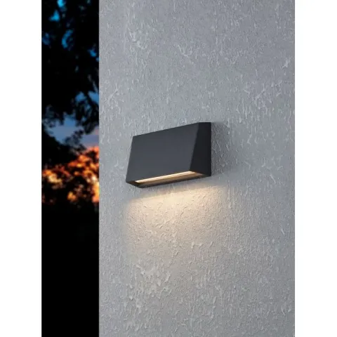 Aplique de Parede Exterior LED com Luz Ajustável SPONGANO EGLO 900887