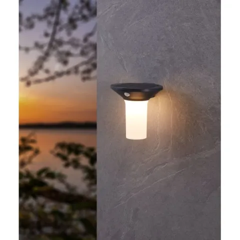 Aplique de Parede Exterior LED com Sensor de Movimento CORBEZZOLA EGLO 900243