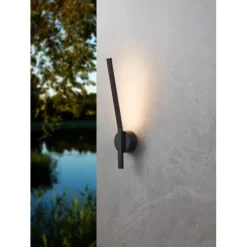 Aplique de Parede Exterior Preto com LED Integrado TAPARITA EGLO 900681