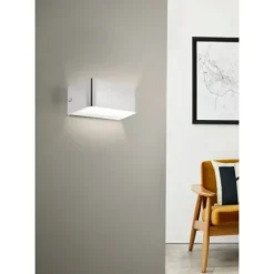 Aplique de Parede LED com Corpo Cubo Níquel Mate SANIA 4 EGLO 98425