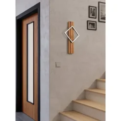 Aplique de Parede LED com Madeira Rústica e Metal Preto BOYAL EGLO 901934