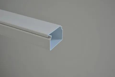 Calha técnica 60X40mm branco, EFAPEL, 13030 CBR (preço ao metro - compra obrigatória em múltiplos de 2)