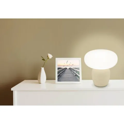 Candeeiro de Mesa com Base Cerâmica Creme e Abajur de Vidro Branco CAHUAMA EGLO 99824