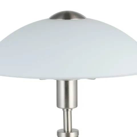 Candeeiro de Mesa com Base Níquel Mate e Abajur em Vidro Branco SOLO 1 EGLO 85104