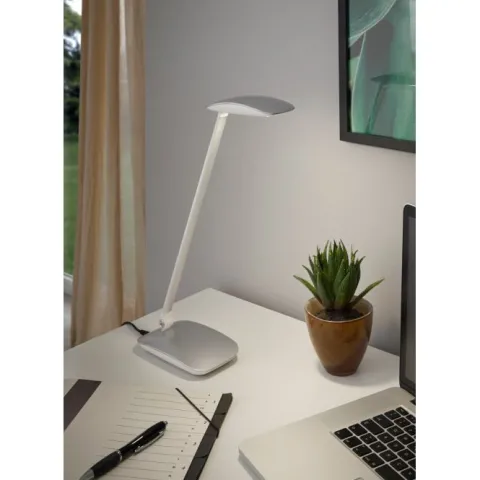 Candeeiro de Mesa LED com USB e Luz Regulável CAJERO EGLO 95694