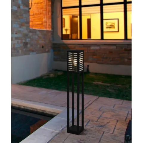 Candeeiro de Pé Exterior com Corpo Cuboide Preto ALAMONTE 3 EGLO 900139