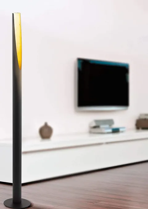 Candeeiro de pé LED em tubo metálico preto com interior dourado BARBOTTO EGLO 97584