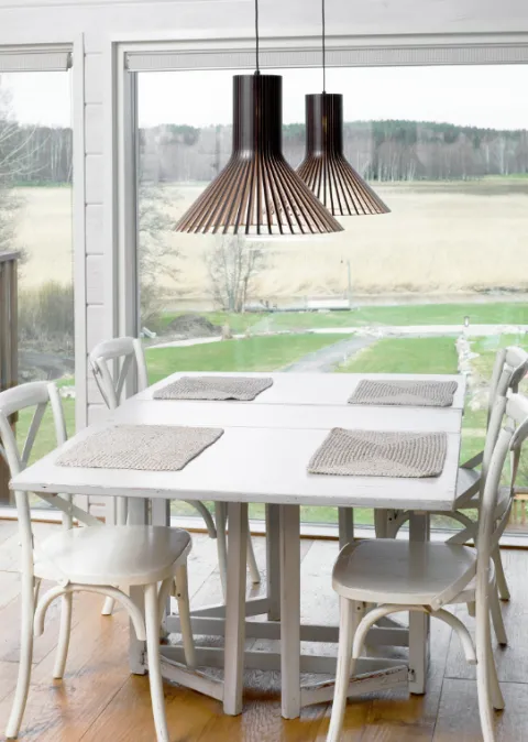 Candeeiro de teto em madeira Puncto 4203 - Secto Design