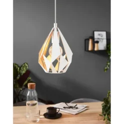 Candeeiro de teto suspenso com abajur de metal branco e interior dourado CARLTON 1 EGLO 43001
