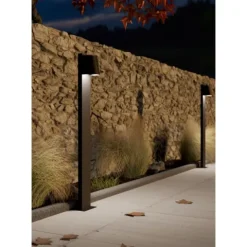 Pilar LED Exterior com Abajur Semicircular Preto STAGNONE EGLO 900692