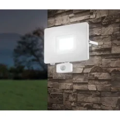 Projetor de Exterior com Sensor de Movimento FAEDO 3 EGLO 33159