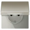 Tomada SCHUKO® com Tampa Basculante e Proteção Safety Plus Série LS aço JUNG ES1521KIKL