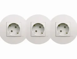 Tomada tripla Siza Vieira em branco mate - Kit Completo